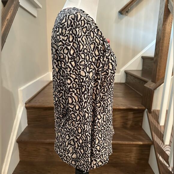 Eva & Claudi Cheetah Print Cardigan Sweater Floral Colar Zip Front Size Medium - Picture 3 of 10